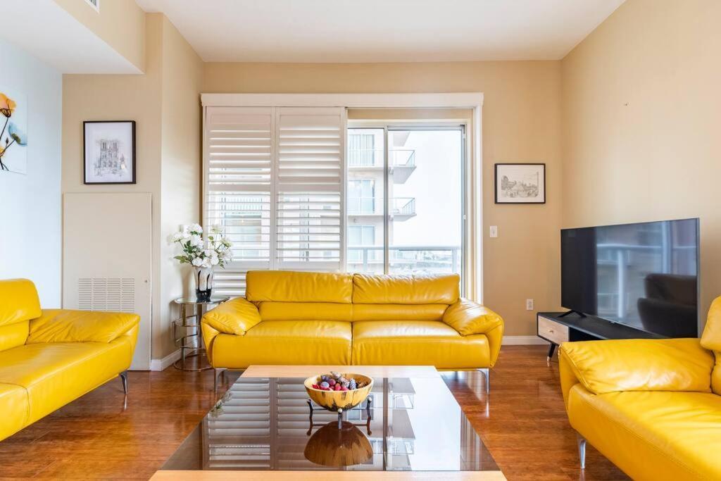 A Corner Unit With Ocean Views From Every Room Long Beach Bagian luar foto