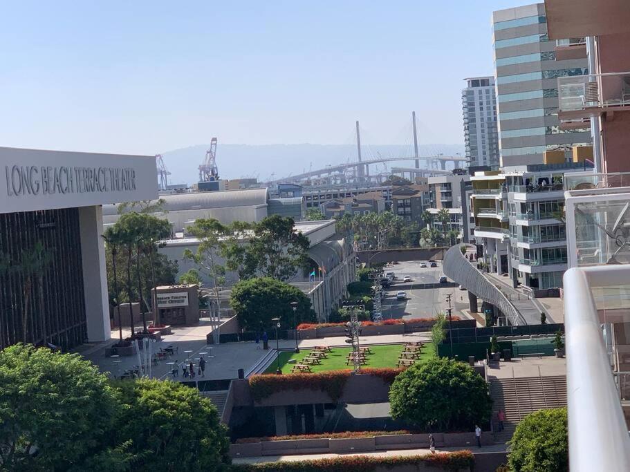 A Corner Unit With Ocean Views From Every Room Long Beach Bagian luar foto